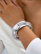 Load image into Gallery viewer, Wide Bangle
