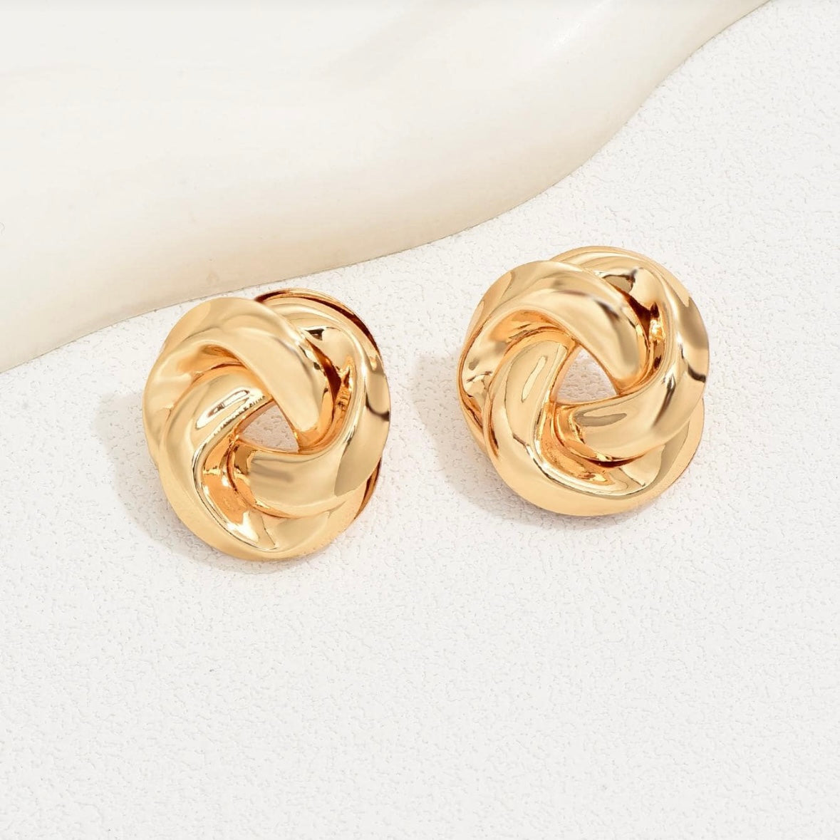 Golden Knot Earring
