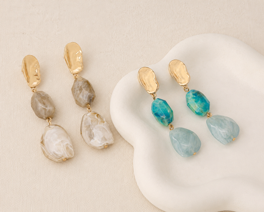 Azure & Pearl Earring